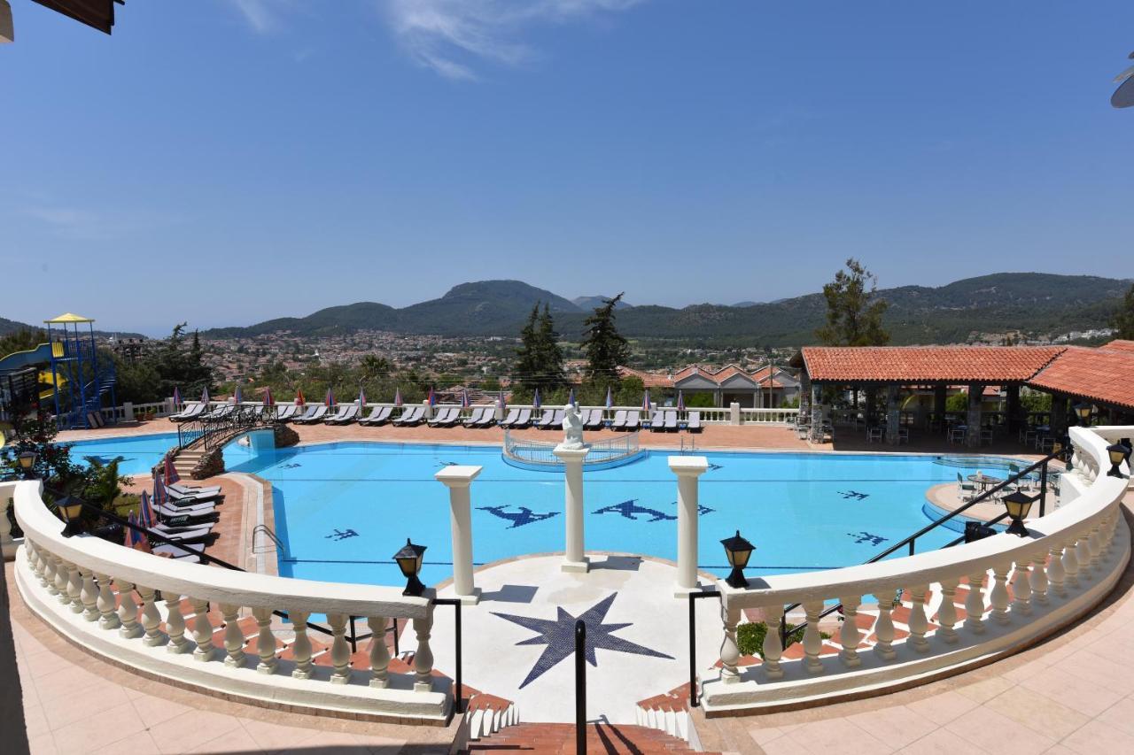אולודניץ Artemisia Royal Park Club Hotel מראה חיצוני תמונה