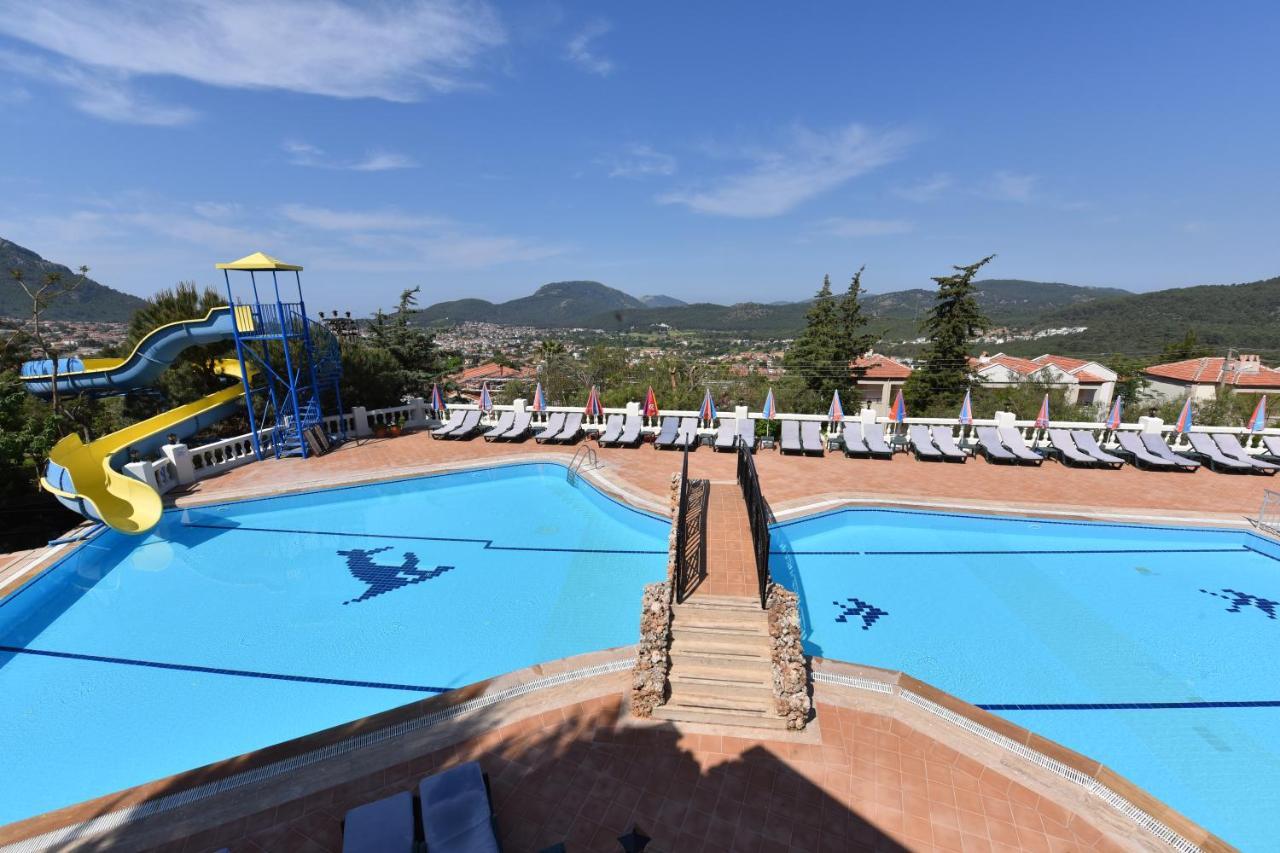 אולודניץ Artemisia Royal Park Club Hotel מראה חיצוני תמונה