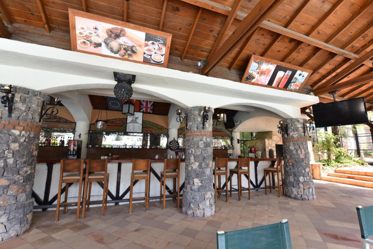 אולודניץ Artemisia Royal Park Club Hotel מראה חיצוני תמונה